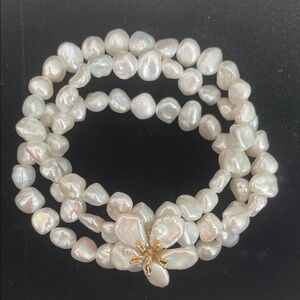 Pearl bracelet